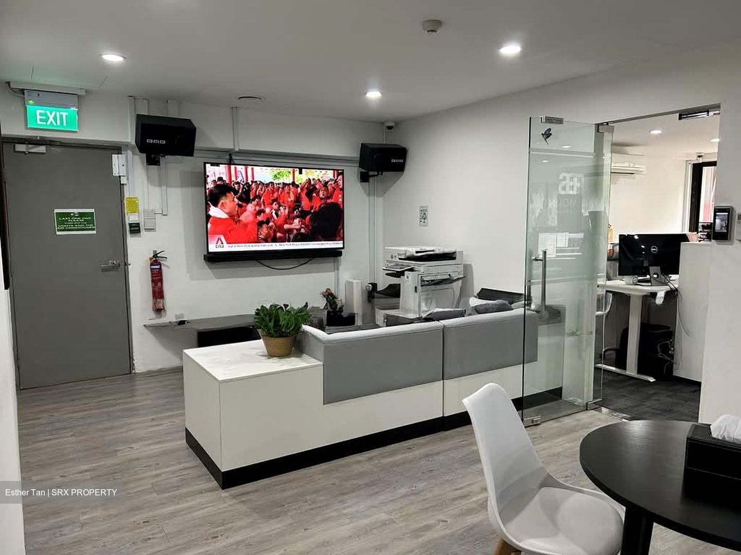 Midland House (D7), Office #555455481